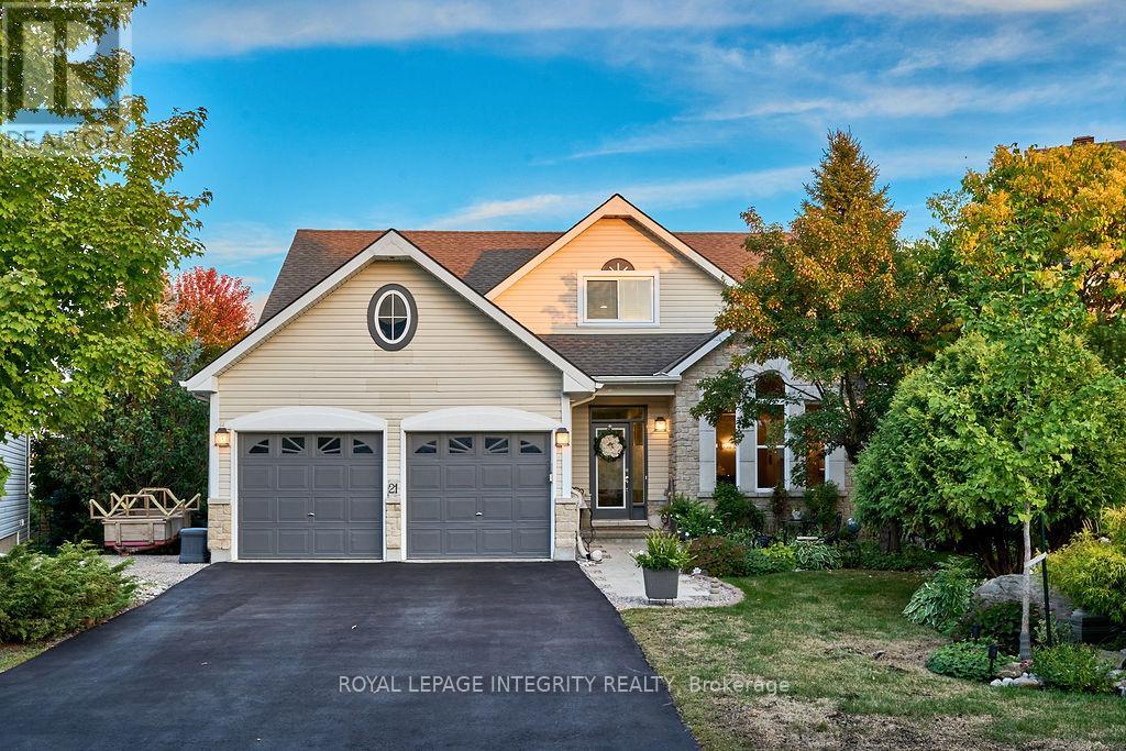 21 Insmill Cres, Ottawa, ON K2T 1G5