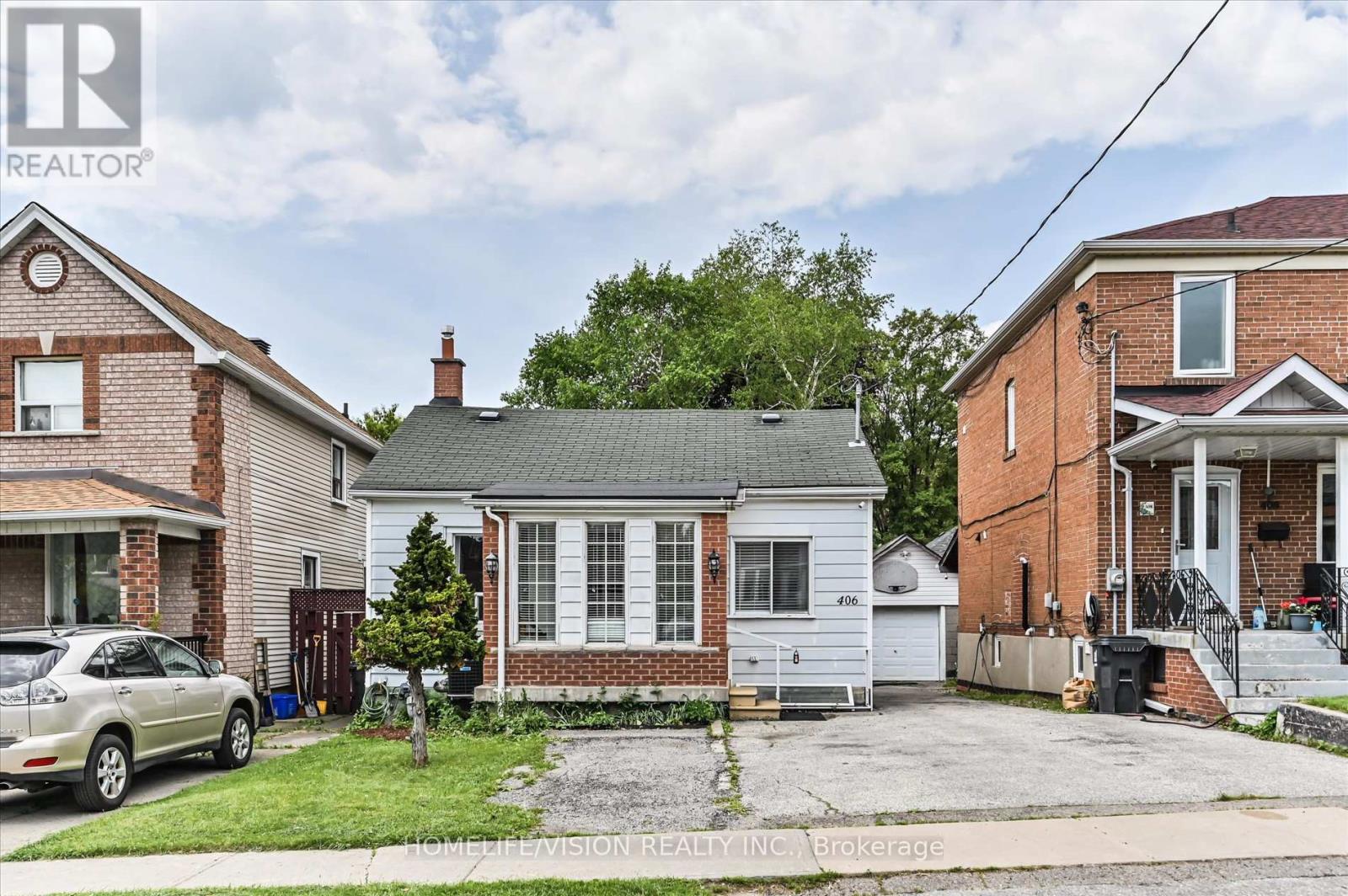 406 Nairn Ave, Toronto, ON M6E 4J3