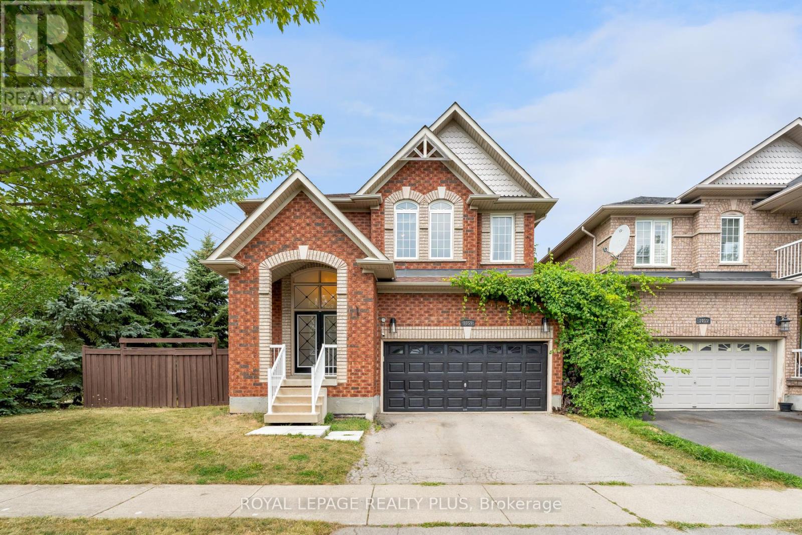 1059 Mcclenahan Cres, Milton, ON L9T 6W6