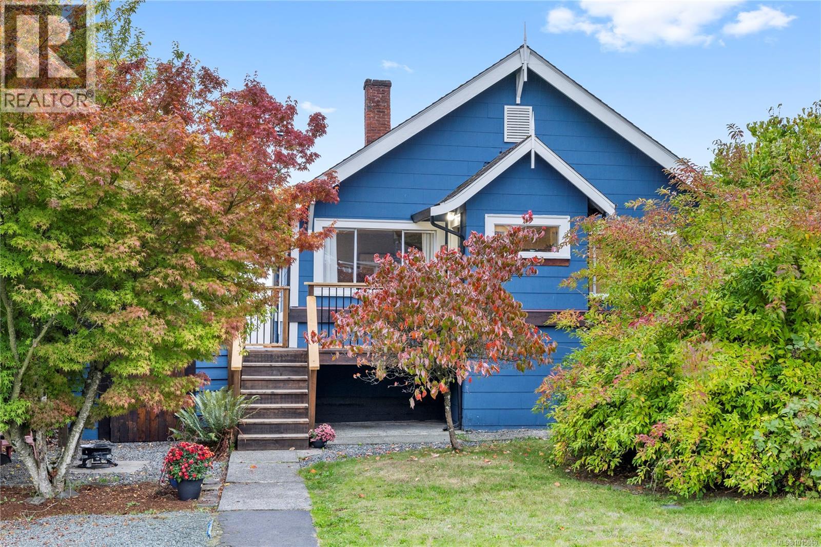 309 Baden Powell St, Ladysmith, BC V9G 1A2