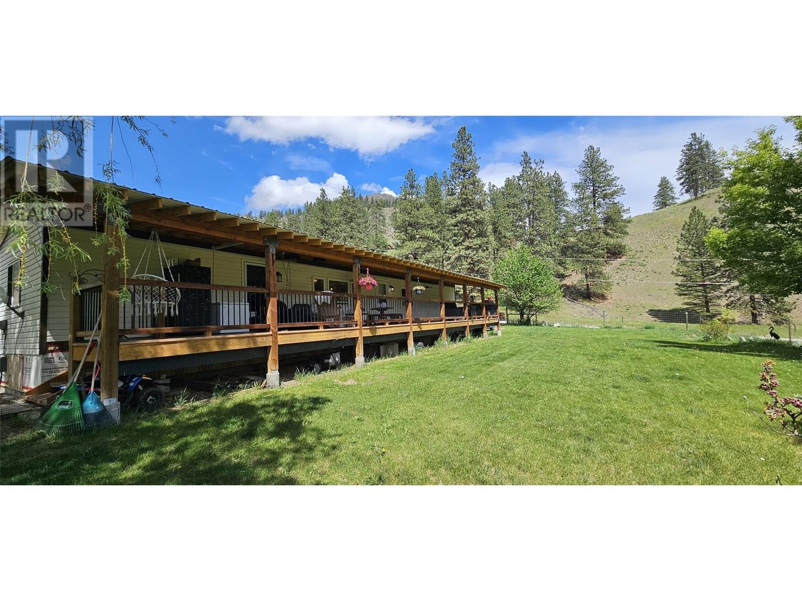 1665 Peacock Rd, Rock Creek, BC V0H 1Y0