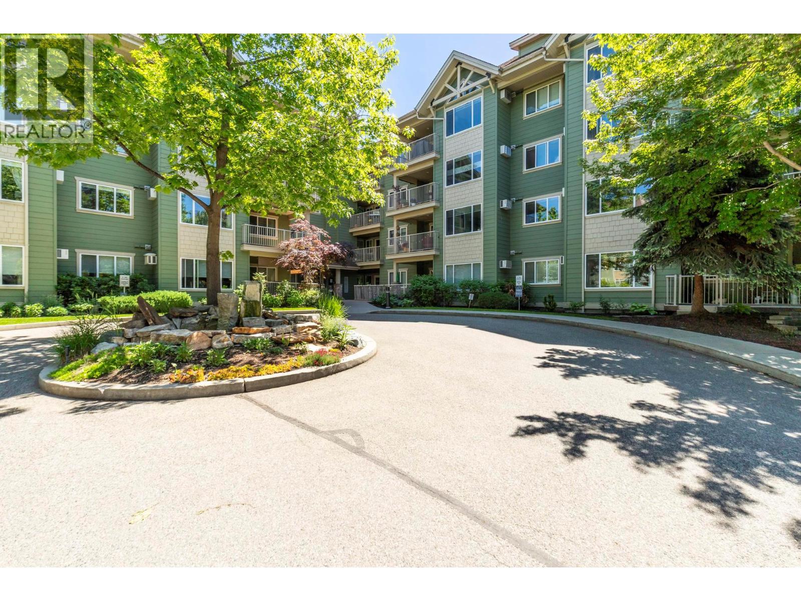 686 Lequime Road Unit 403, Kelowna, BC V1W 1A4