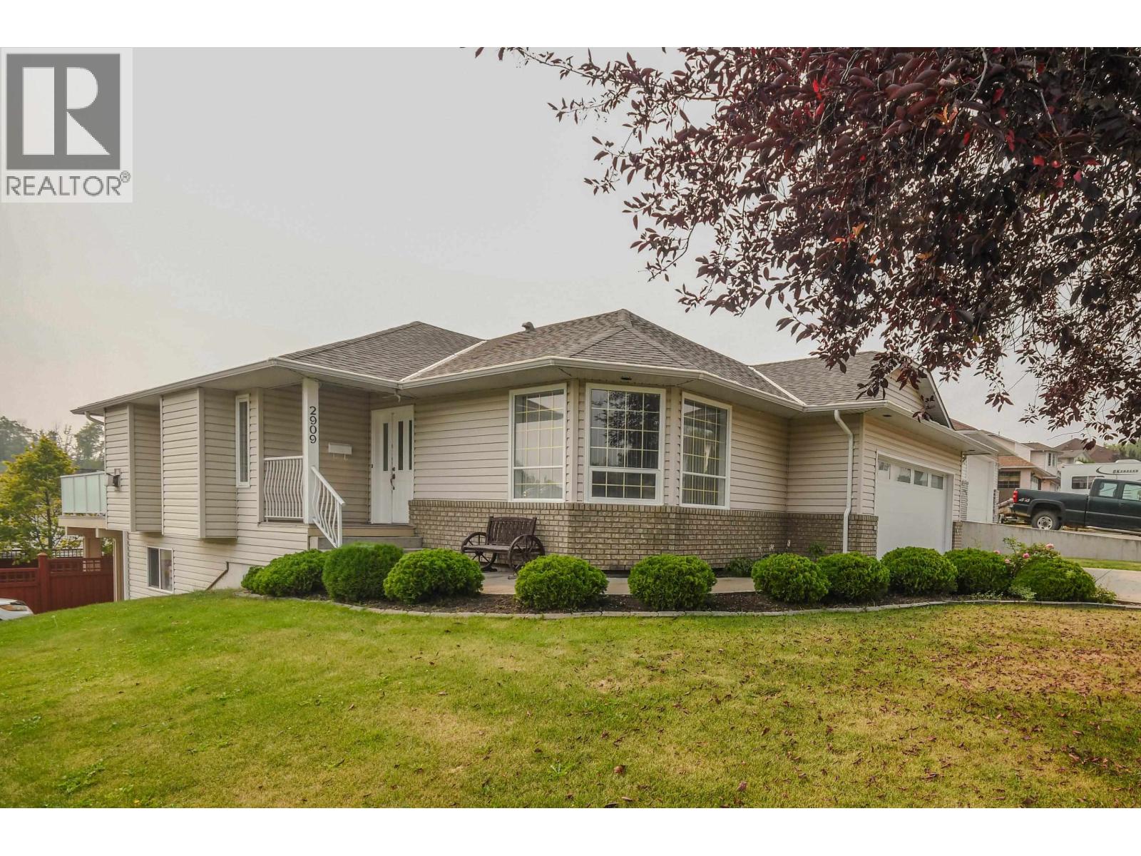 2909 Sullivan Cres, Prince George, BC V2N 5J2