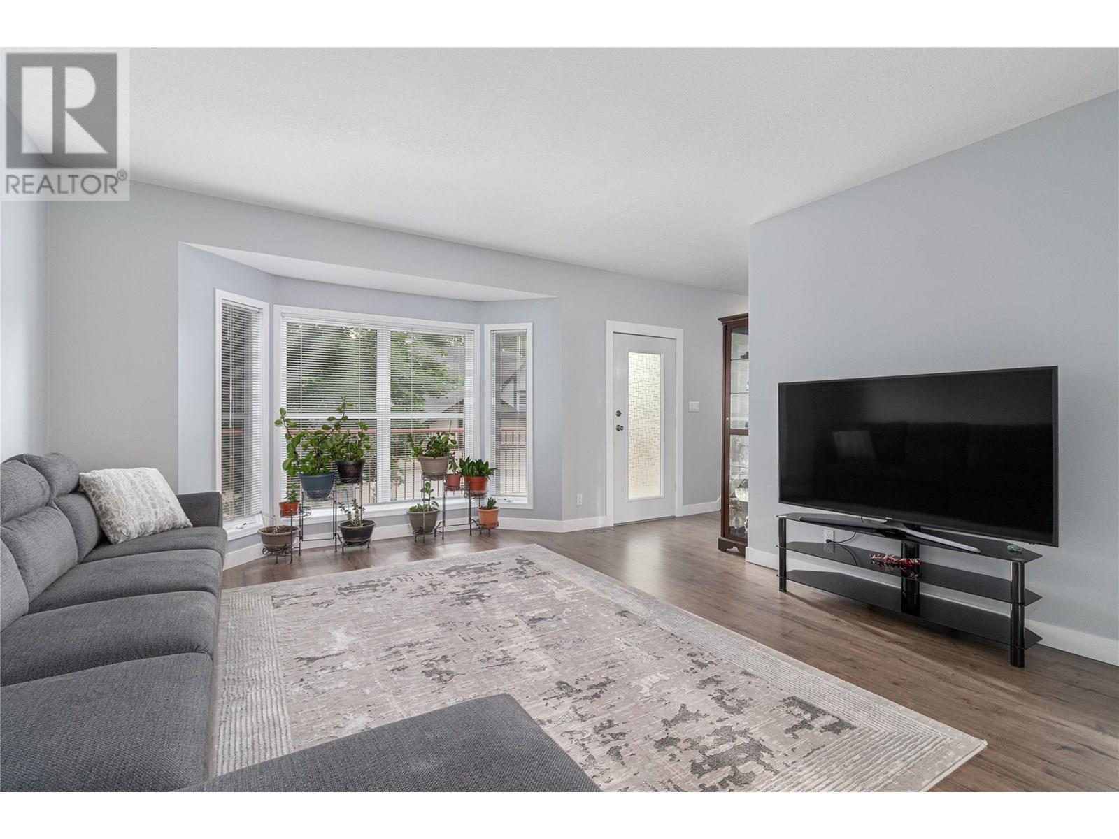401 Browne Road Unit 13 Lot Apt 13, Vernon, BC V1T 7M2