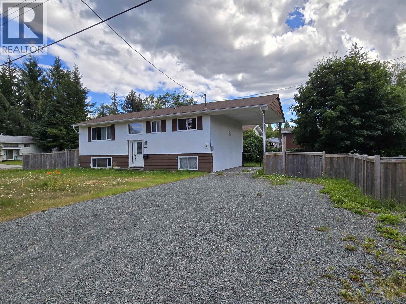 5107 Mills Ave, Terrace, BC V8G 1C4
