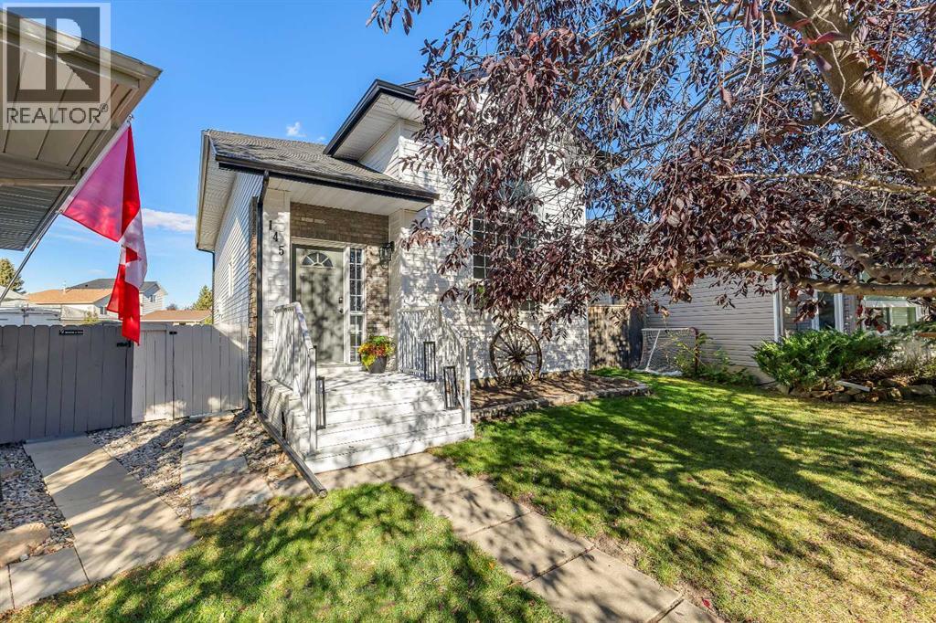 145 Coventry Pl NE, Calgary, AB T3K 4A6