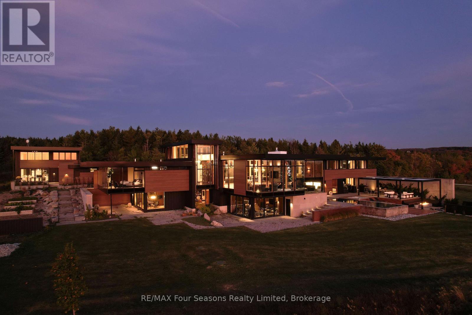 21st Side Road Unit 728529, Blue Mountains, ON N0H 1J0