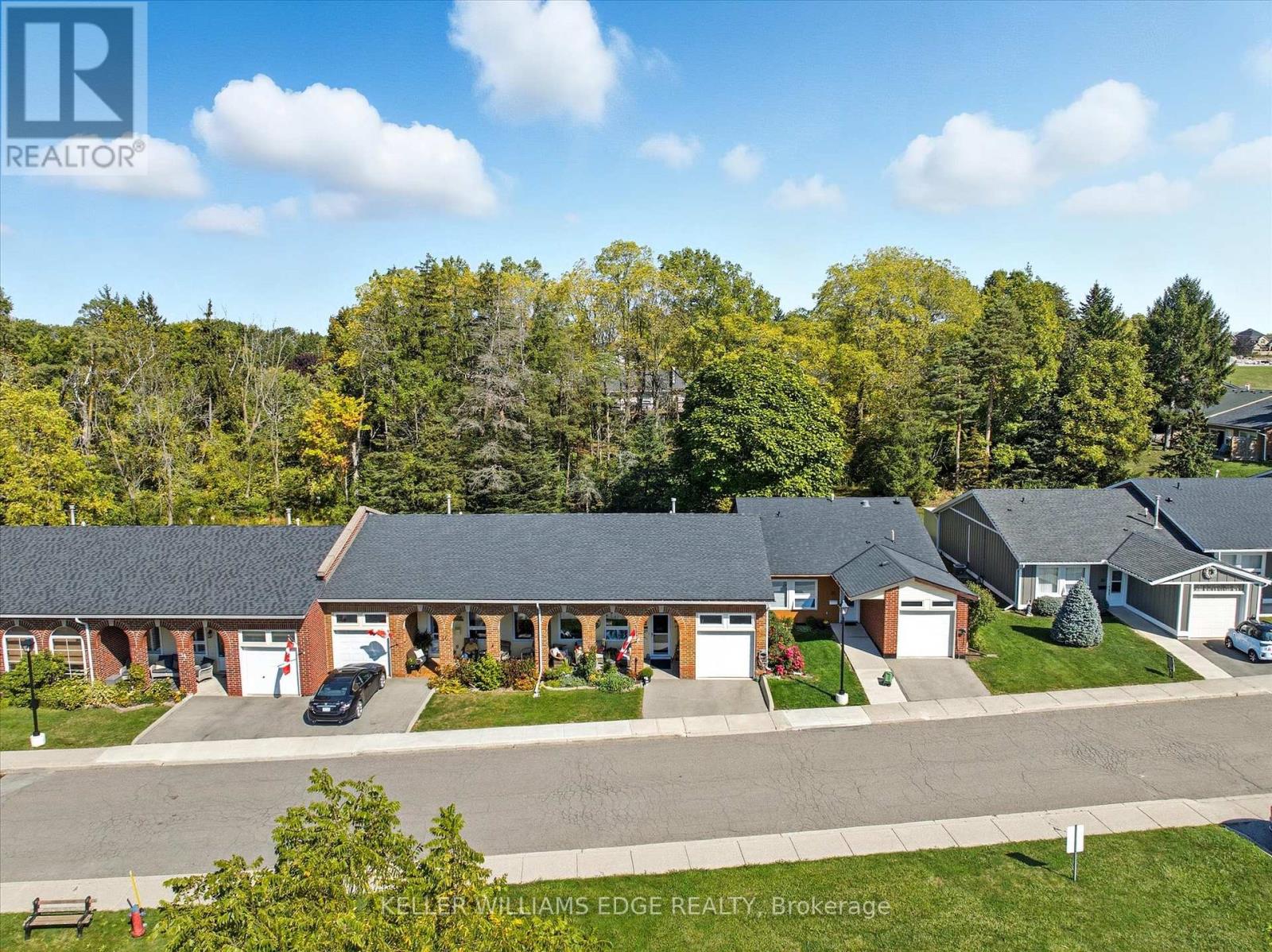 34 Cardinal Mindszenty Blvd, Hamilton, ON L9B 2M3