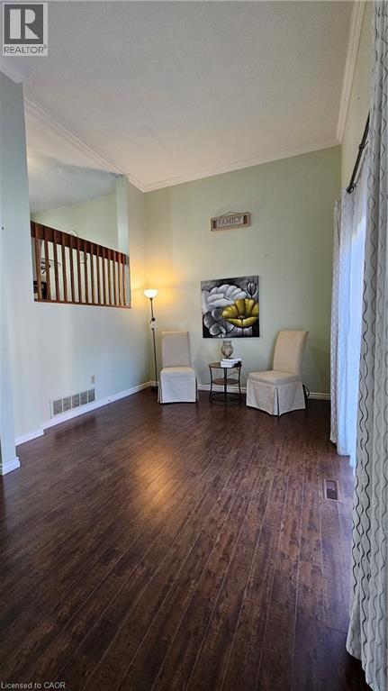 51 Paulander Drive Unit 135, Kitchener, ON N2M 5E5