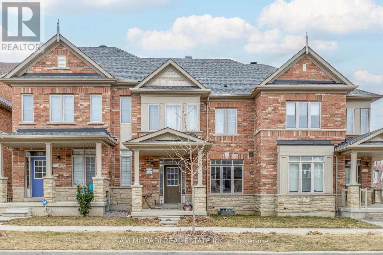 3 Henry Bauer Ave, Markham, ON L6C 0W8