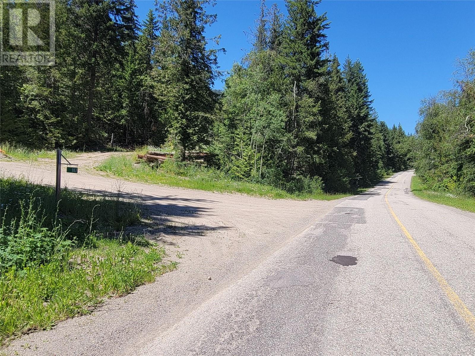 941 Chase Falkland Rd, Chase, BC V0E 1M0