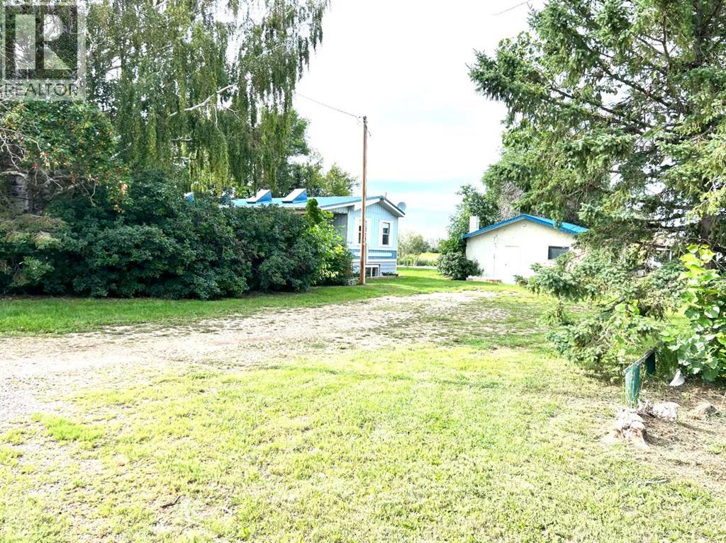 163078 Twp Rd 232, Gem, AB T0J 1M0