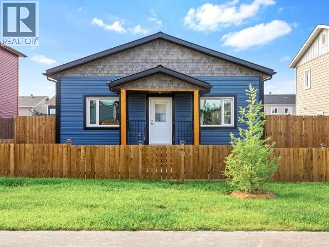 206 Luella Ln, Whitehorse, YT Y1A 0S9