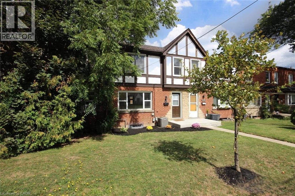 2279 King St E, Hamilton, ON L8K 1X5