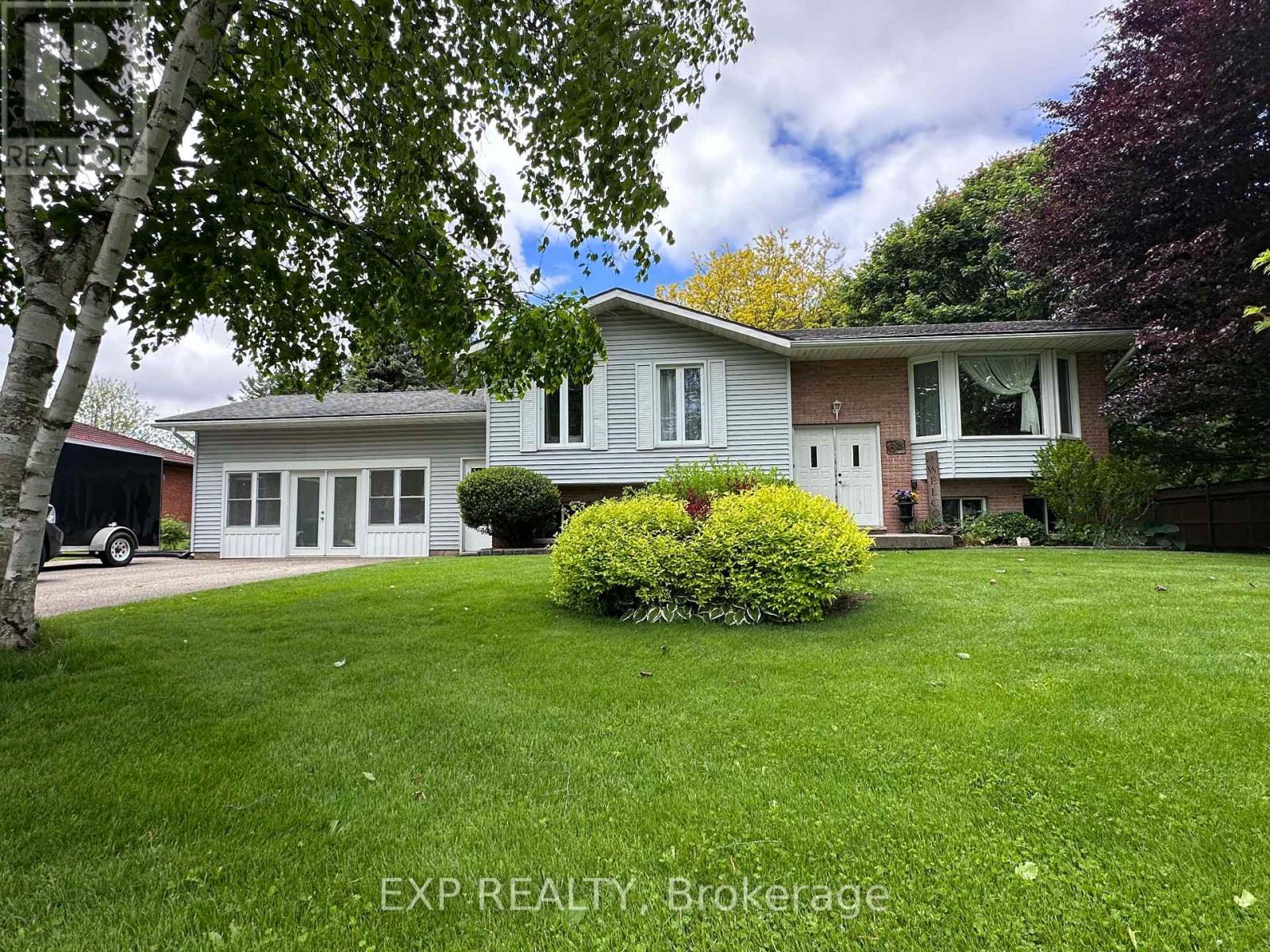 68 Thompson Pl, East Zorra-Tavistock, ON N0J 1M0