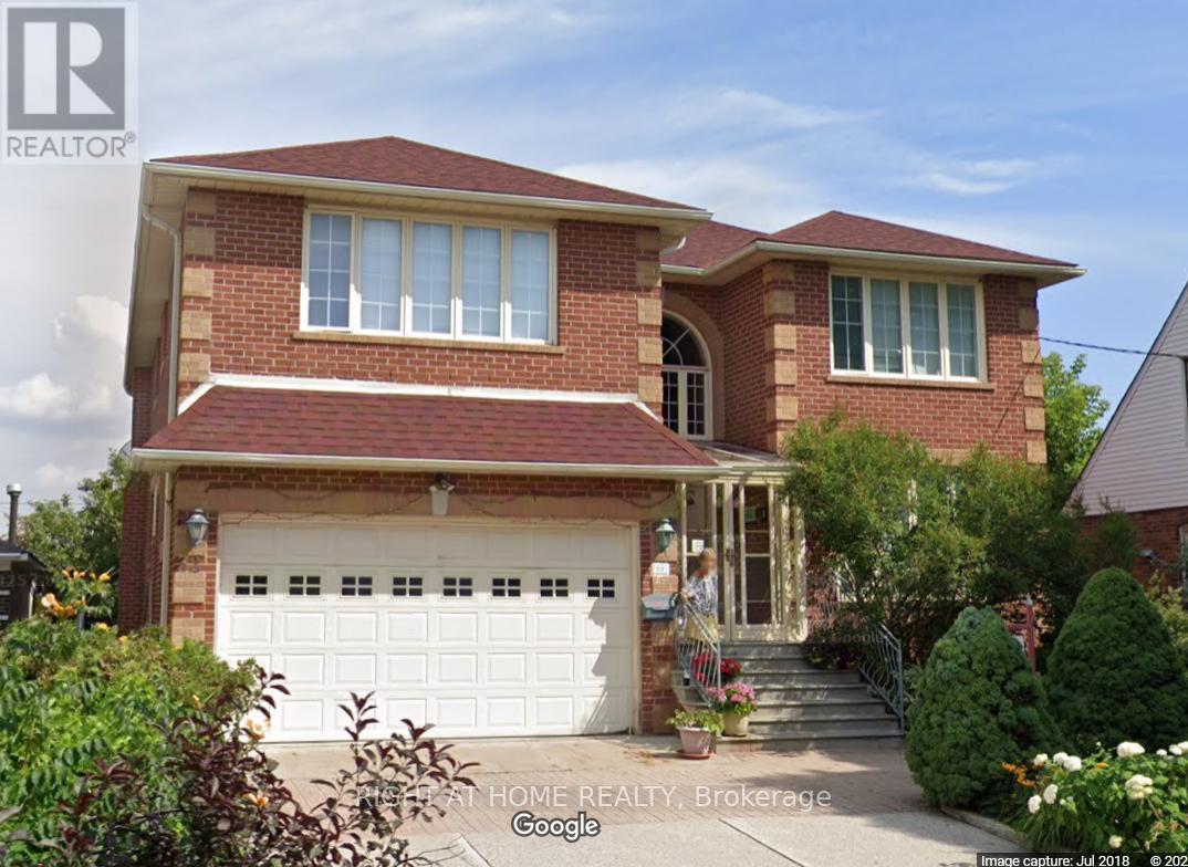 32 Creston Rd, Toronto, ON M6A 1J1