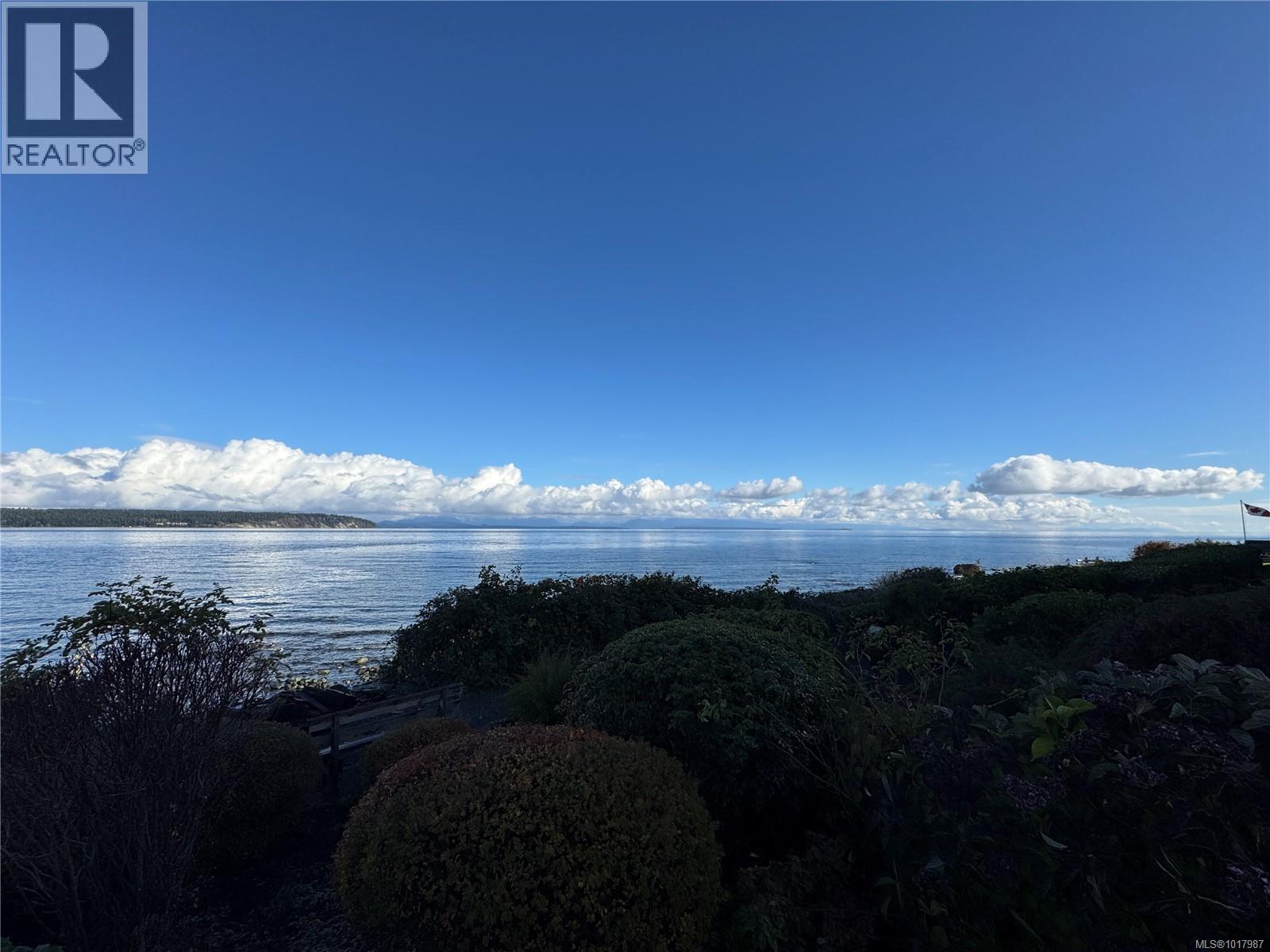 9 Adams Rd Unit 104 Rd, Campbell River, BC V9W 1R9