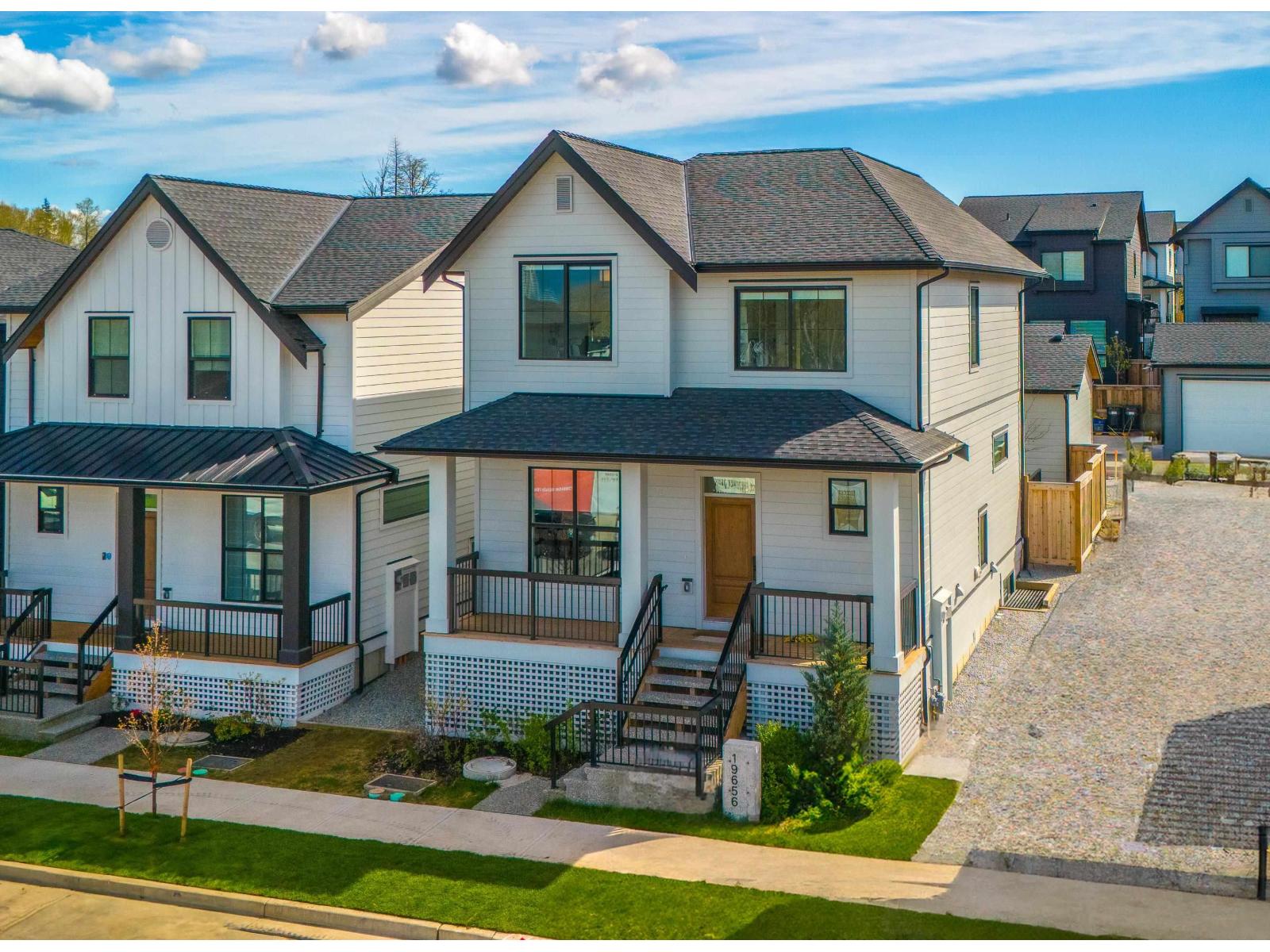 76 Avenue Unit 19656 #b, Langley, BC V2Y 3T4