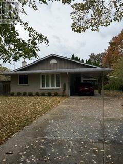 7 Brookbanks Dr N, St. Catharines, ON L2N 3W5