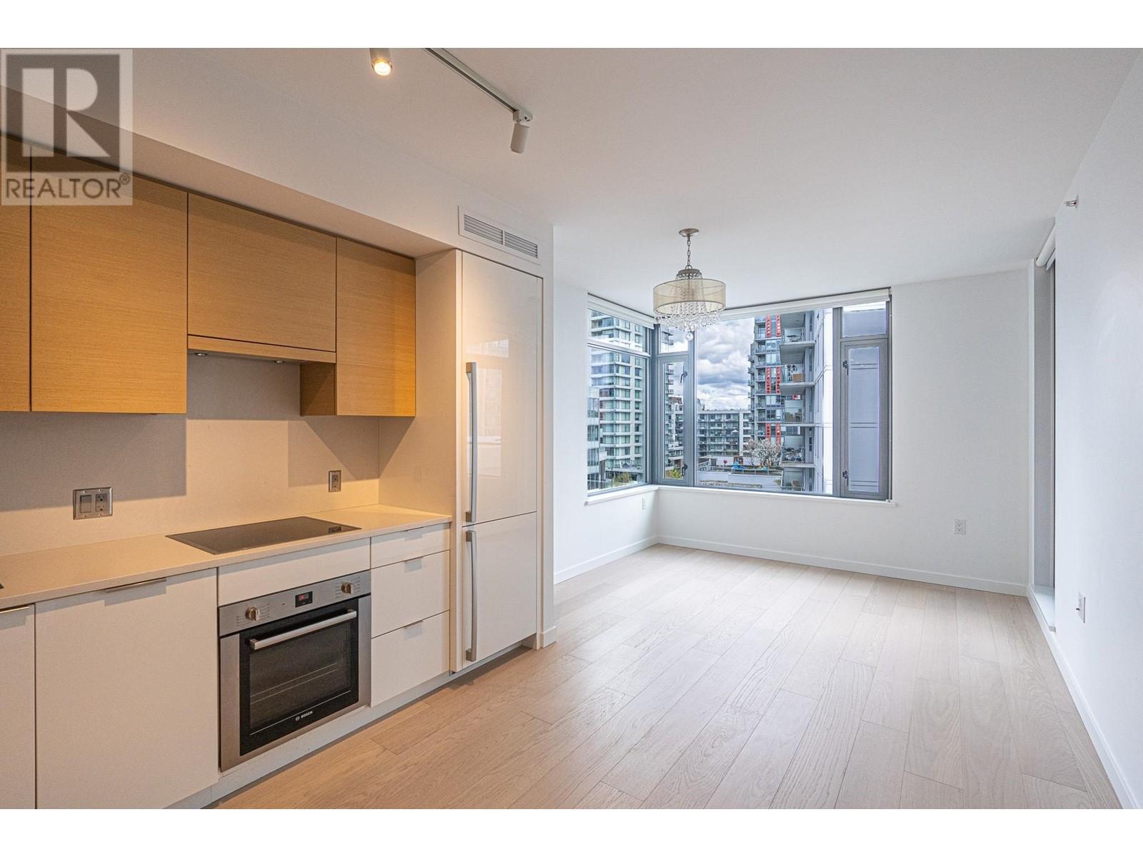 1688 Pullman Porter Street Unit 701, Vancouver, BC V6A 0H3