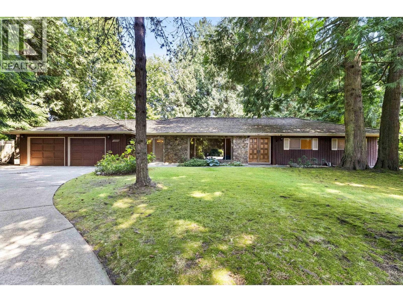1004 Pacific Dr, Delta, BC V4M 2K4