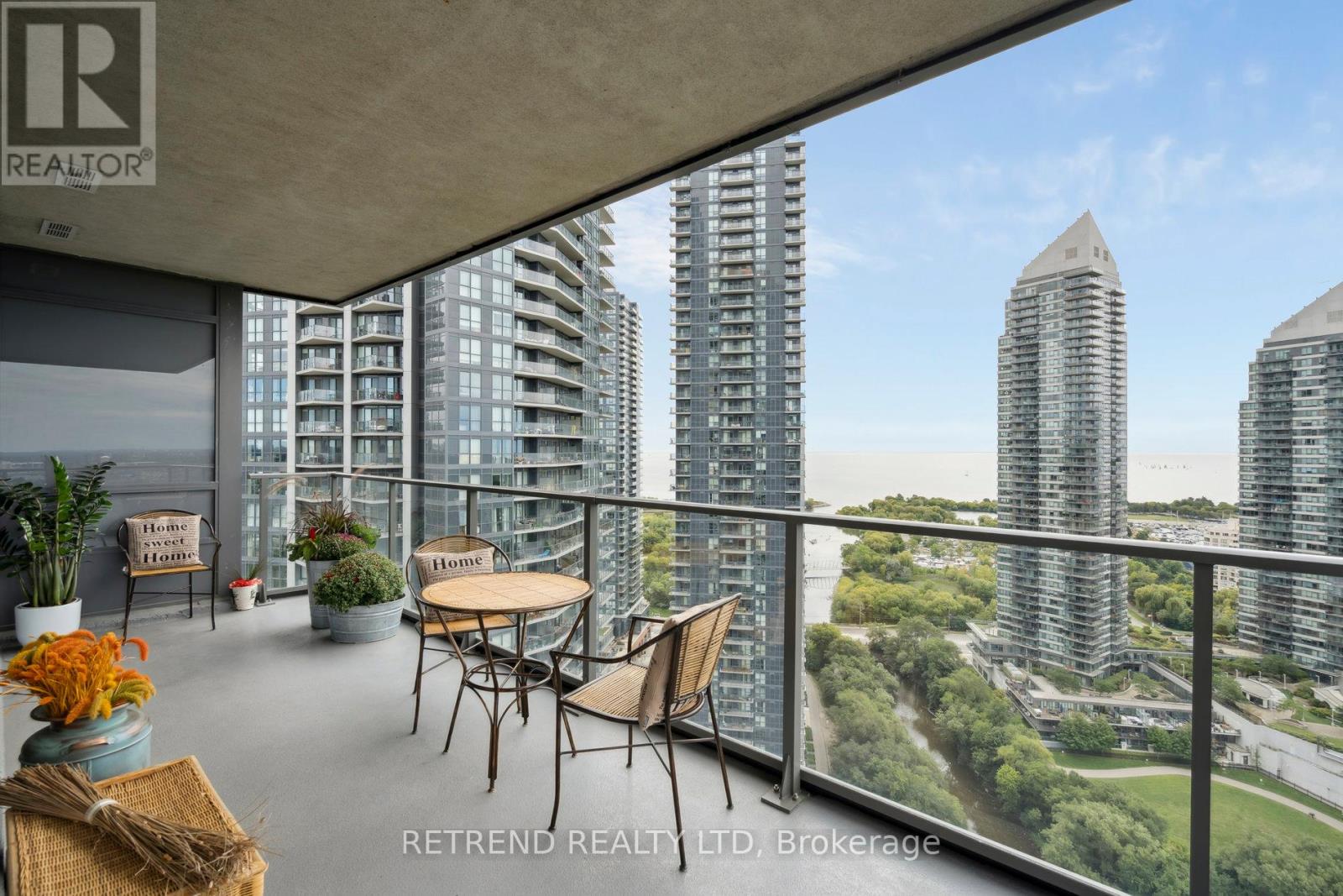 2403 36 Park Lawn Rd, Toronto, ON M8V 0E5