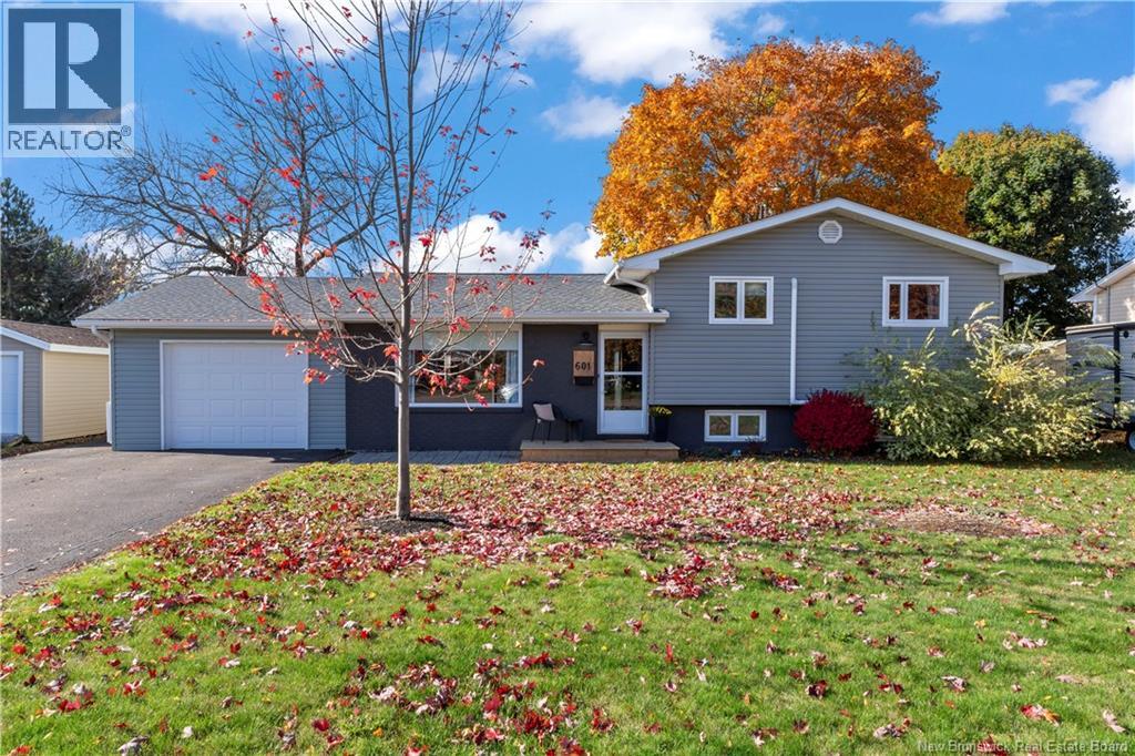 601 Charline Ave, Dieppe, NB E1A 1C7