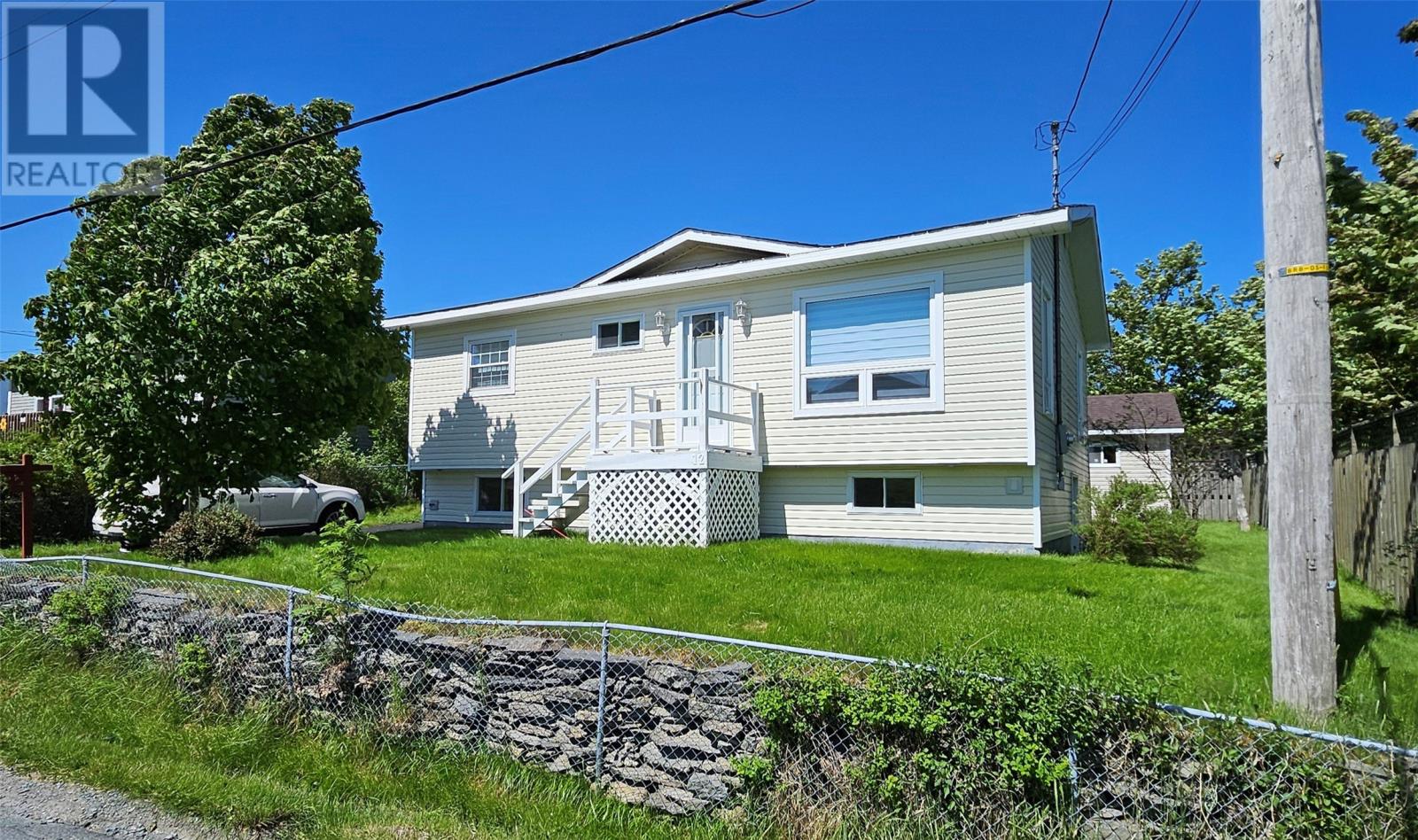 12 Badcocks Rd, Bay Roberts, NL A0A 1G0 | MLS #1274600 | Houseful