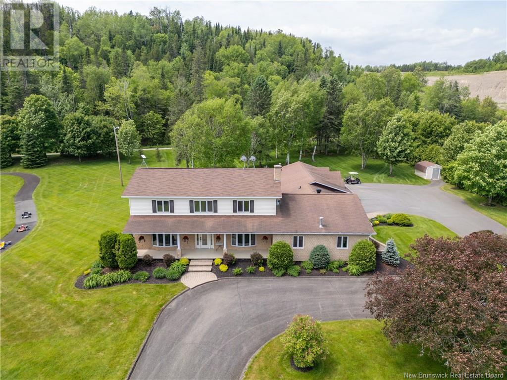 599 W River Rd, Grand-saultgrand Falls, NB E3Z 1R7