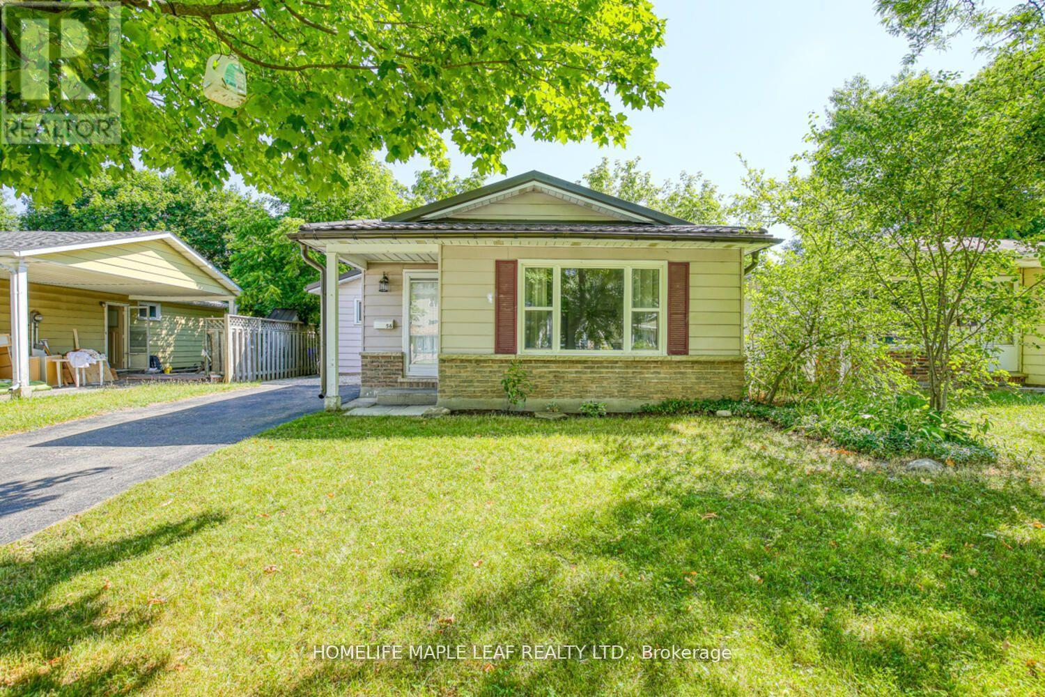 56 Helene Cres, Waterloo, ON N2L 5E5