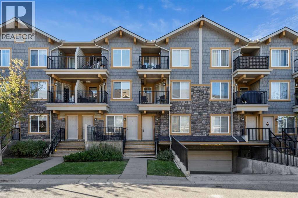 229 Mckenzie Towne Ln SE, Calgary, AB T2Z 0C3
