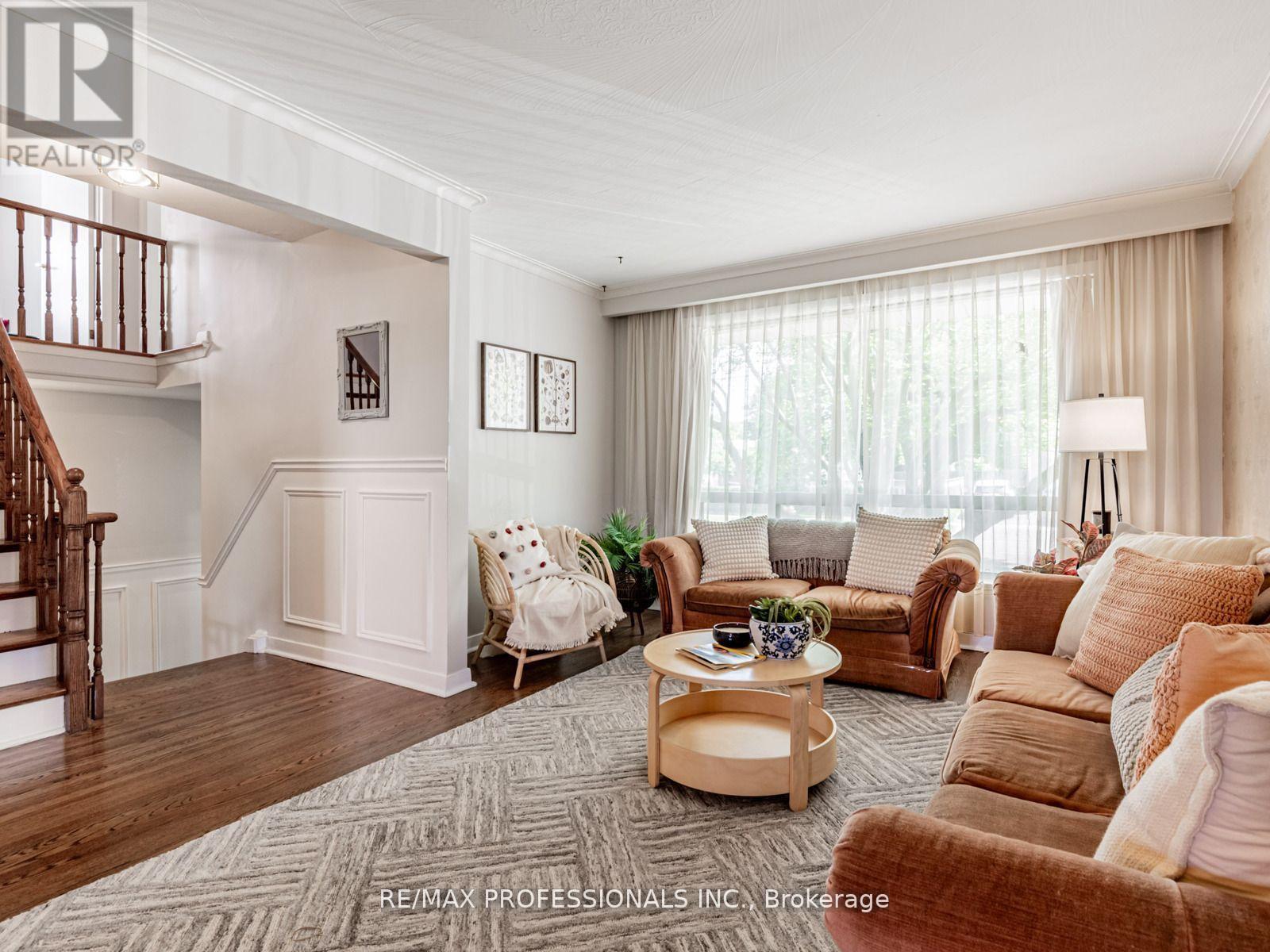 281 Jeffcoat Dr, Toronto, ON M9W 3E4