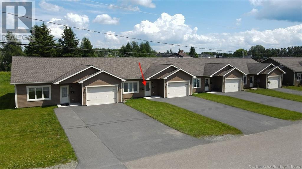 75 Beaulieu St, Saint-Quentin, NB E8A 1B5