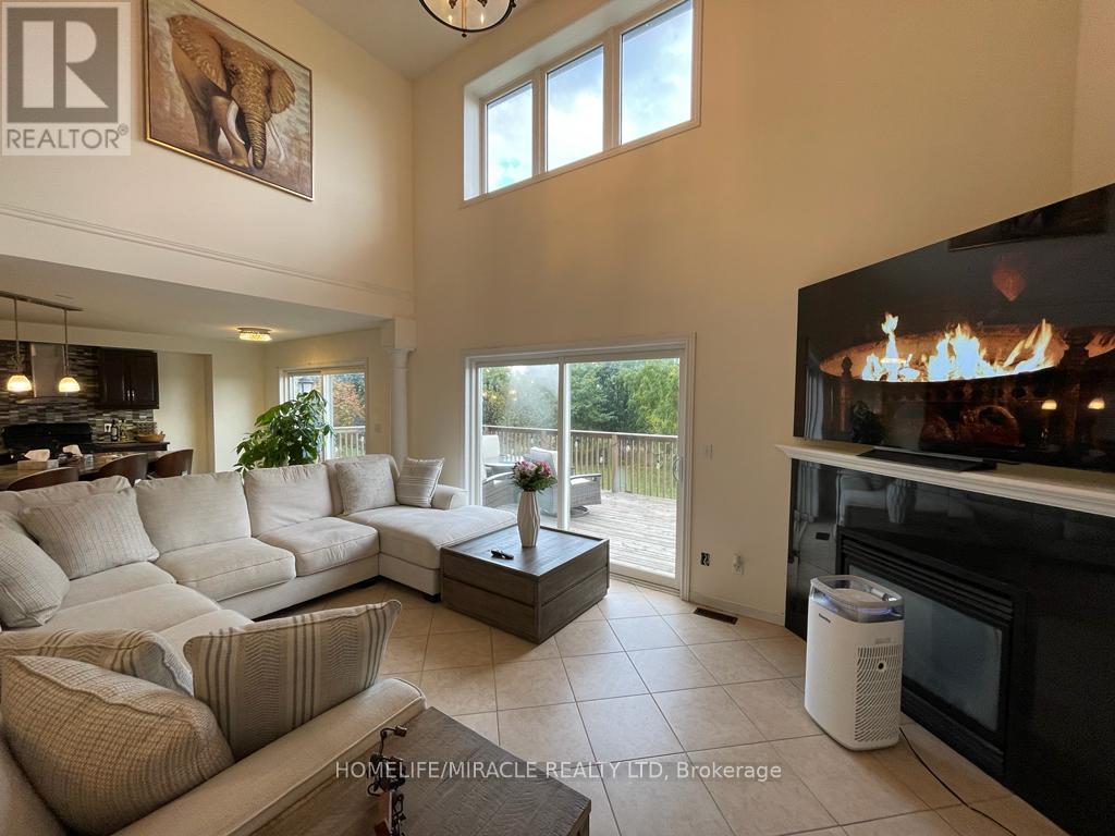 455 Champlain Ave, Woodstock, ON N4V 0B3