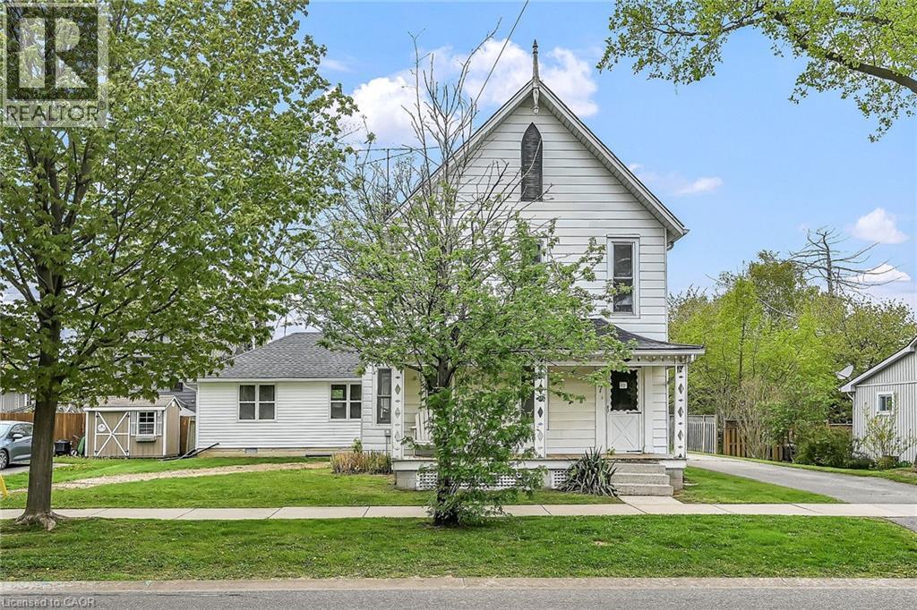 7 Greenock St E, Port Dover, ON N0A 1N0