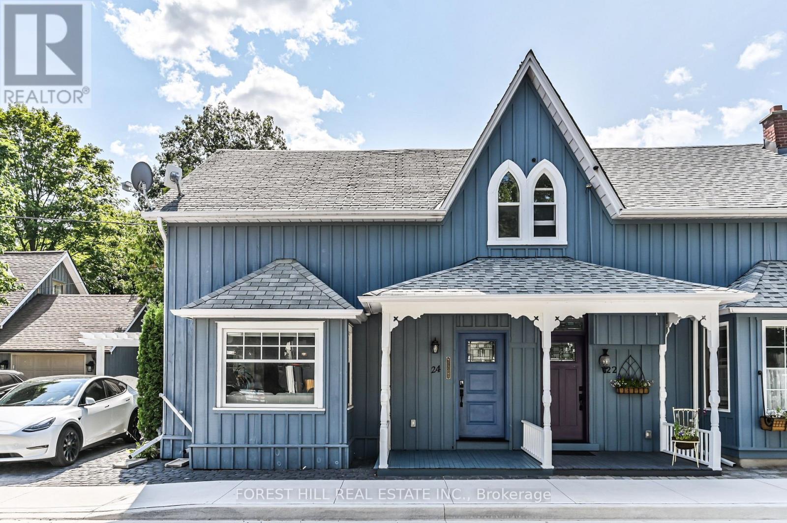 24 Lloyd St, Whitchurch-Stouffville, ON L4A 4J2