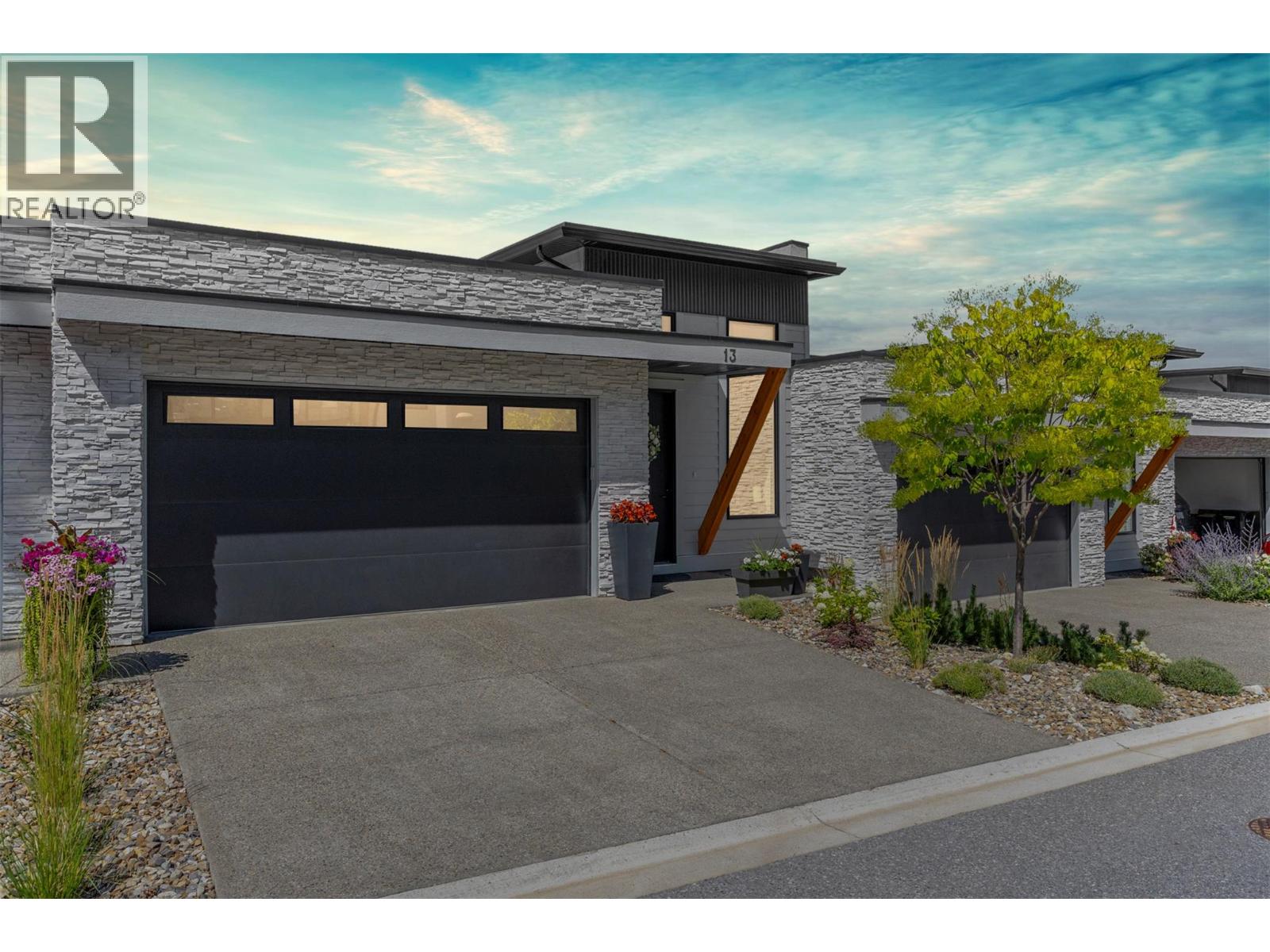 269 Diamond Way Unit 13, Vernon, BC V1H 0A3