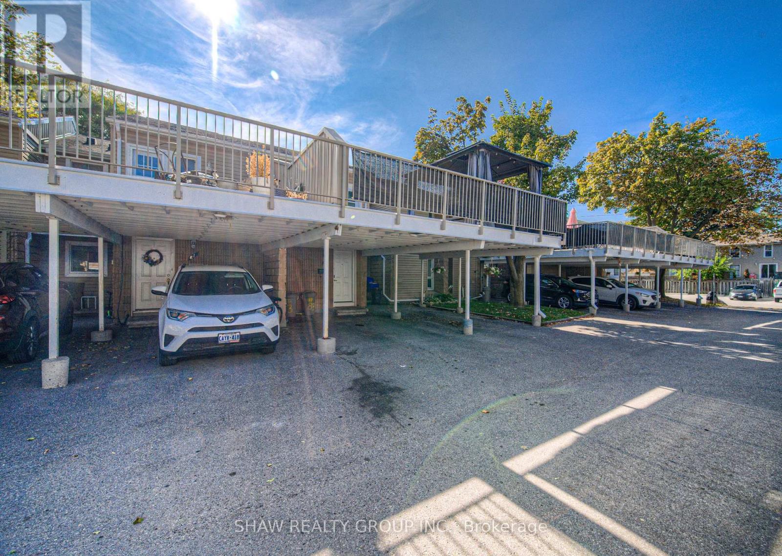 83 65 Glamis Rd, Cambridge, ON N1R 6W4