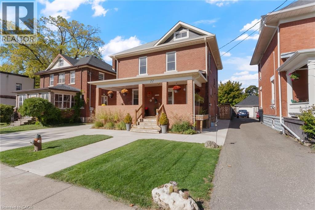 22 Griffith St, Welland, ON L3B 4G4