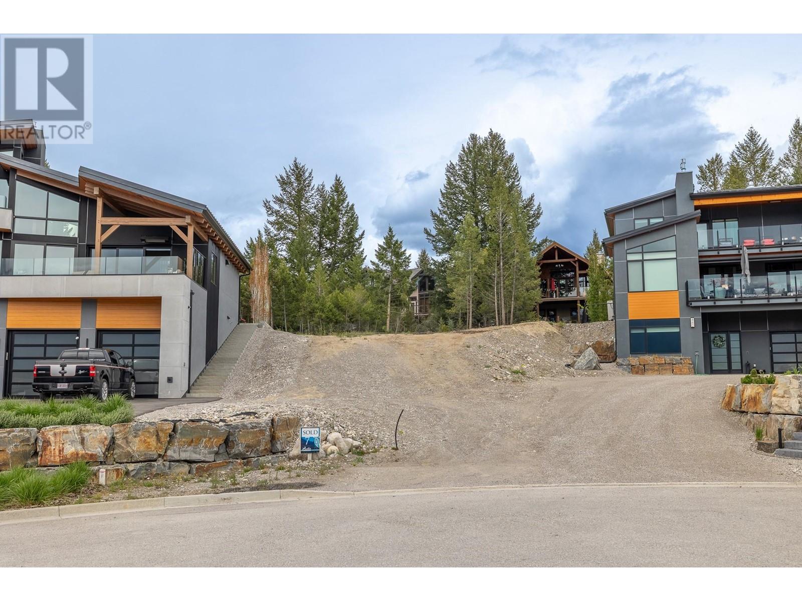 Antler Ridge Road, Windermere, BC V0B 2L0