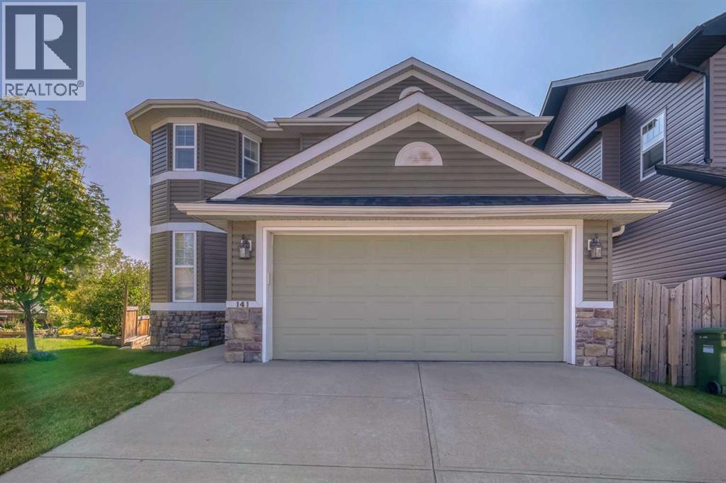 141 Royal Abbey Ct NW, Calgary, AB T3G 4Y3