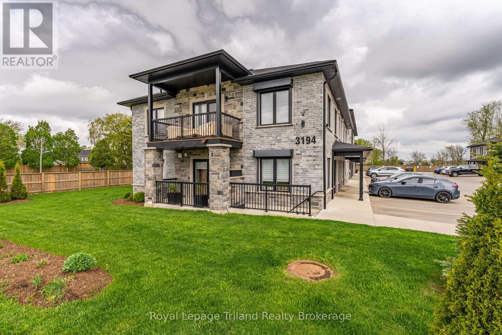 12 3194 Vivian Line 37 Line, Stratford, ON N5A 0J8