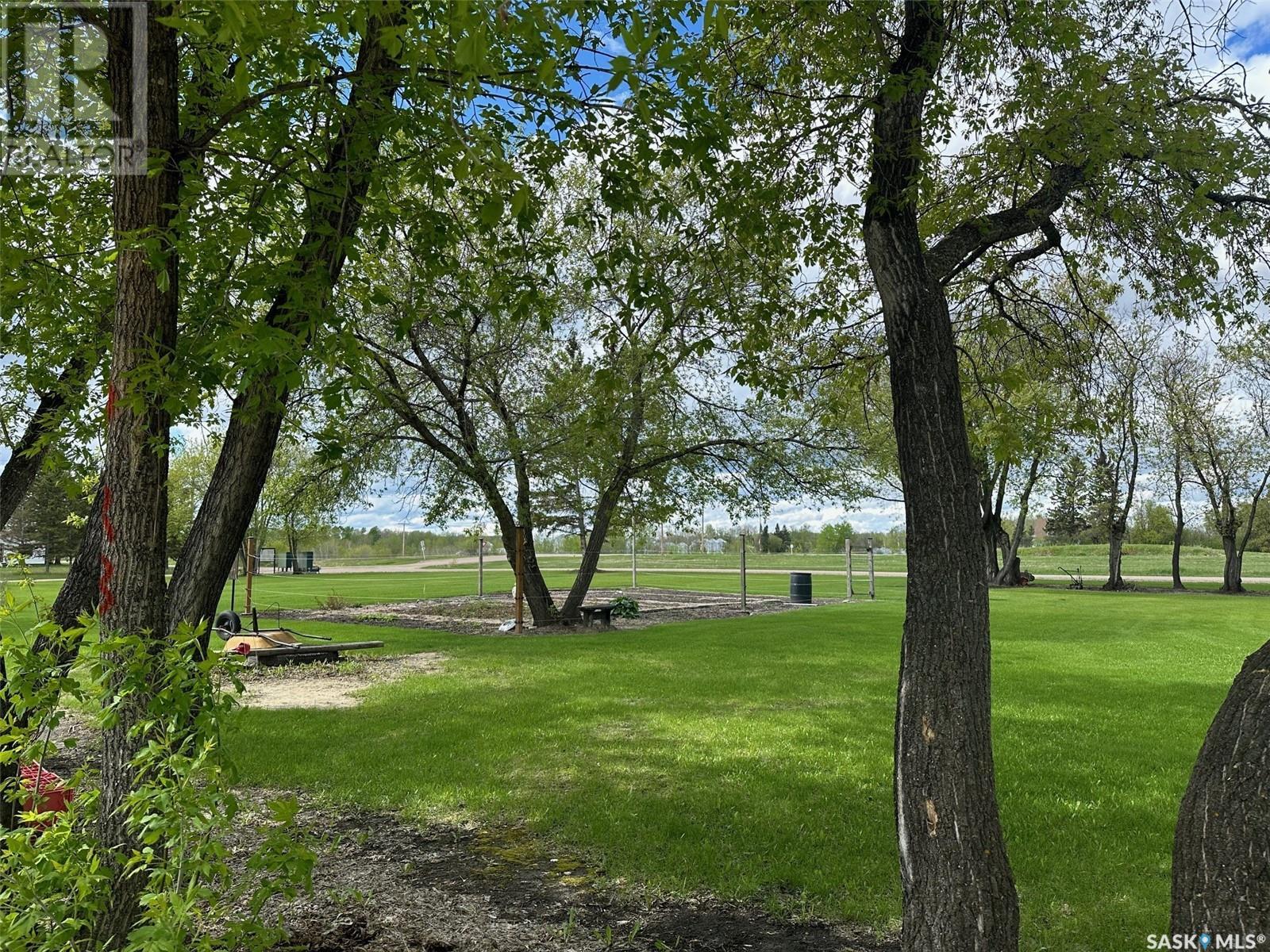 1 Ave, Hudson Bay, SK S0E 0Y0