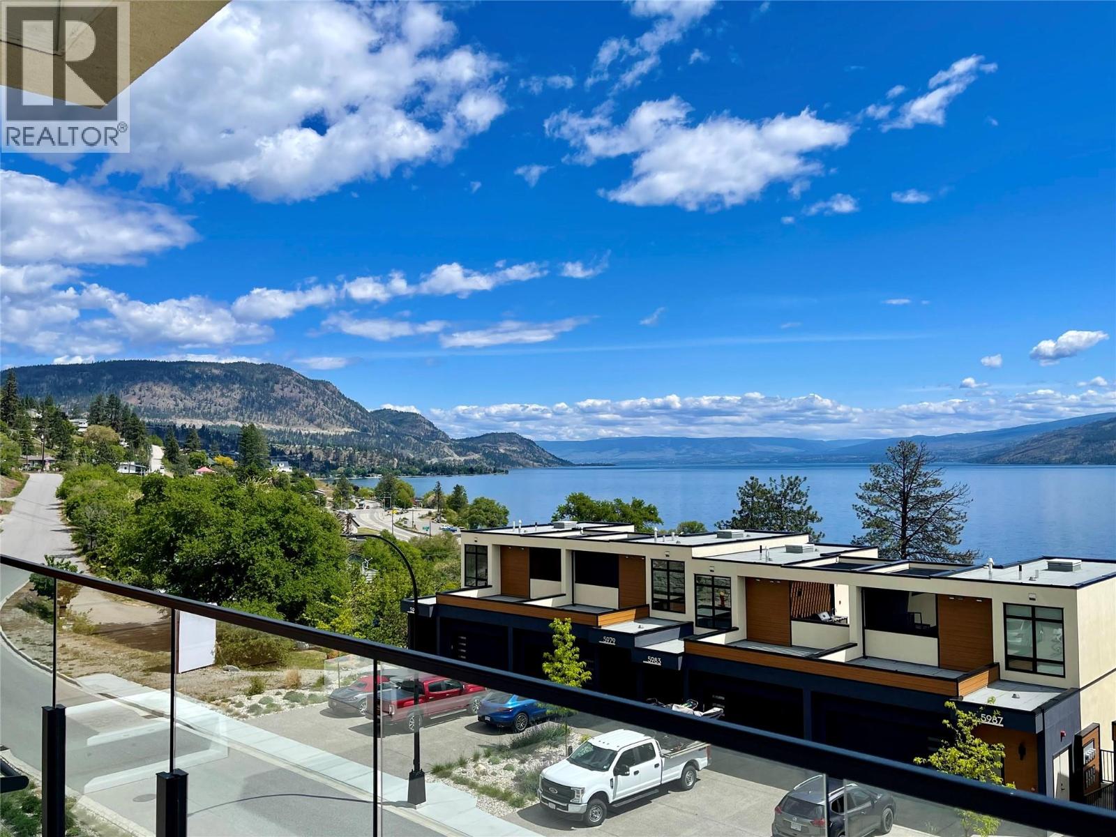 5992 Princess St, Peachland, BC V0H 1X7