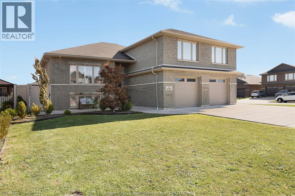 1345 Deer Run Trl, Lakeshore, ON N8L 0T4