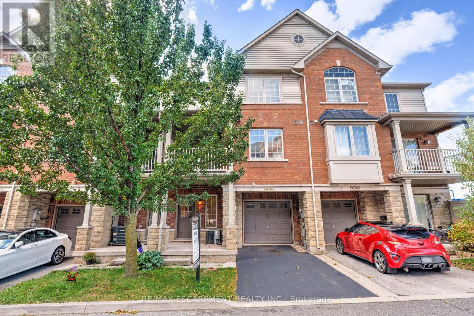 628 Garibaldi Common, Burlington, ON L7L 0E2