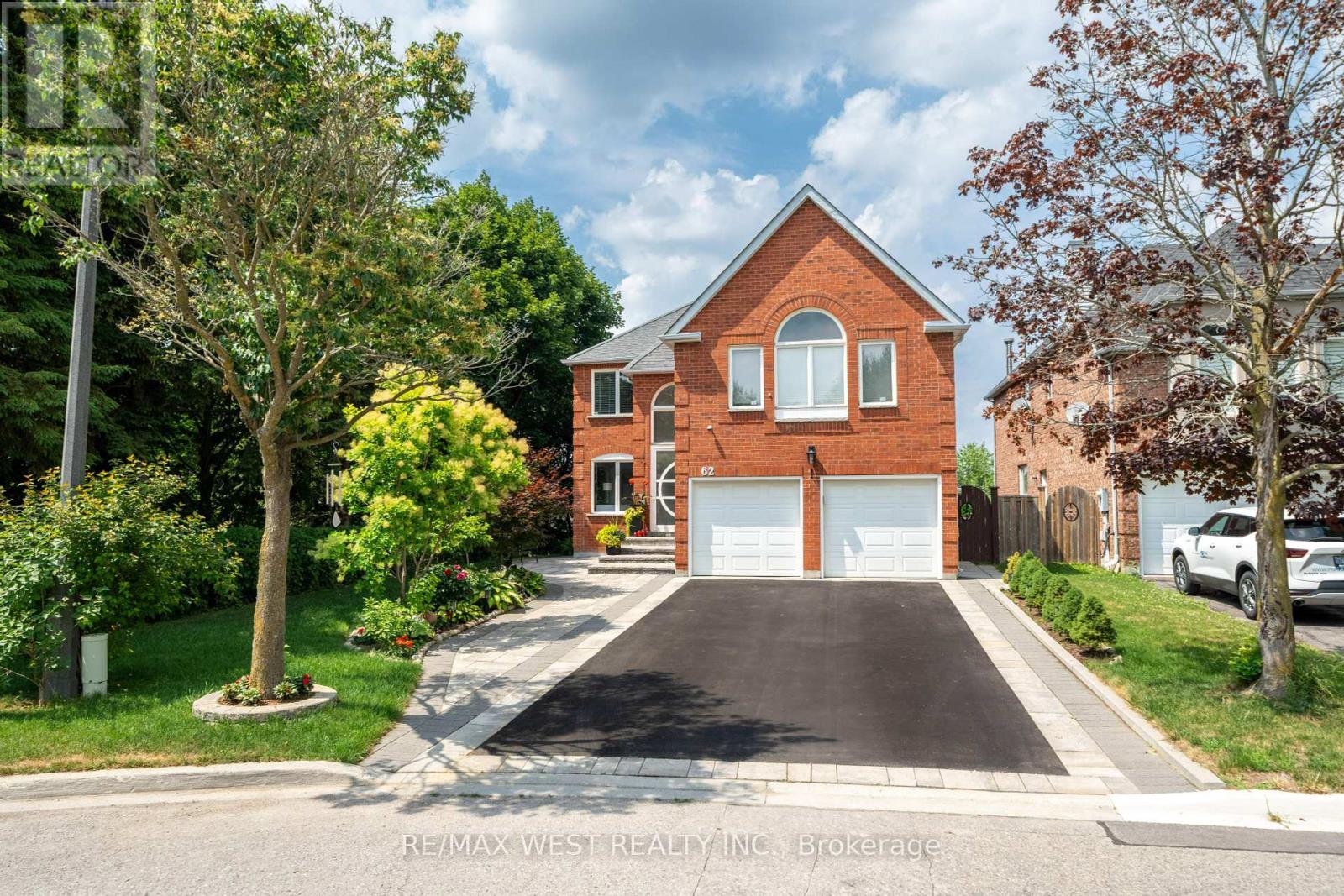 62 Briardale Pl, Aurora, ON L4G 6M4