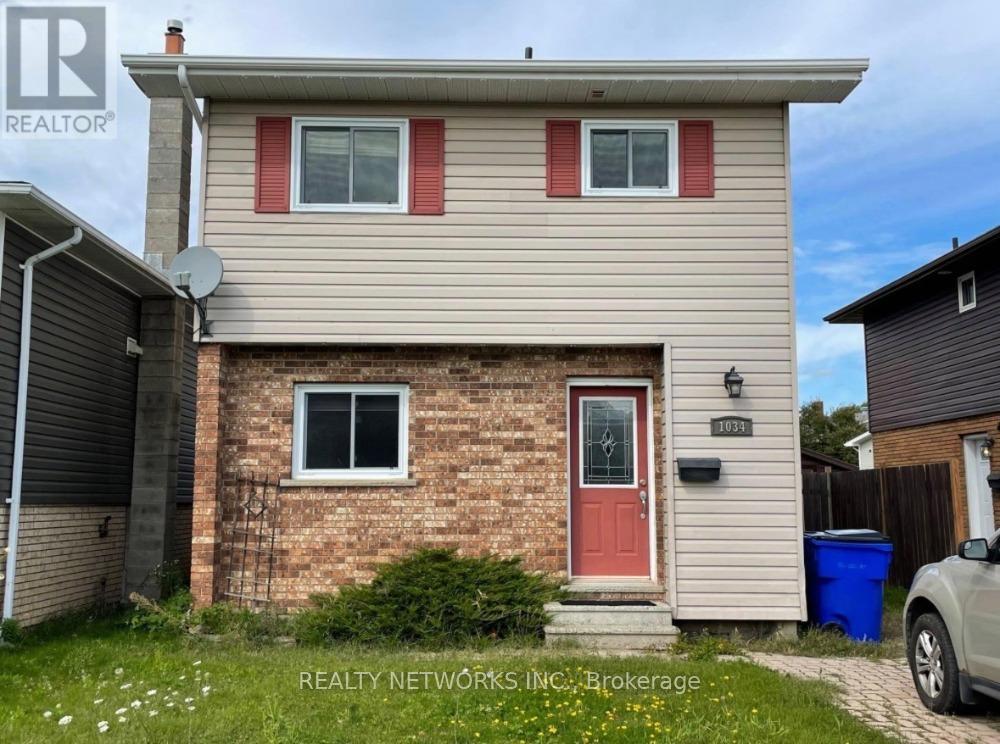 1034 Michener Blvd, Timmins, ON P0N 1K0