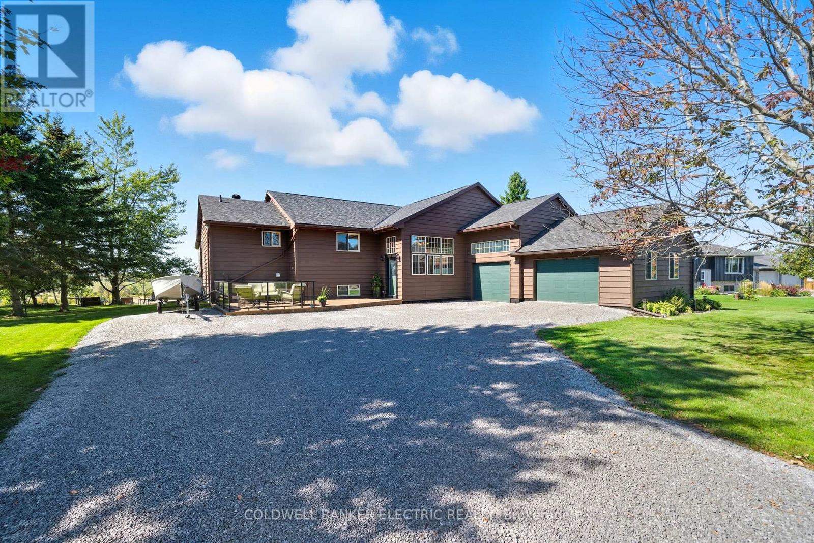 1034 Serpent Mounds Rd, Otonabee-South Monaghan, ON K0L 2G0