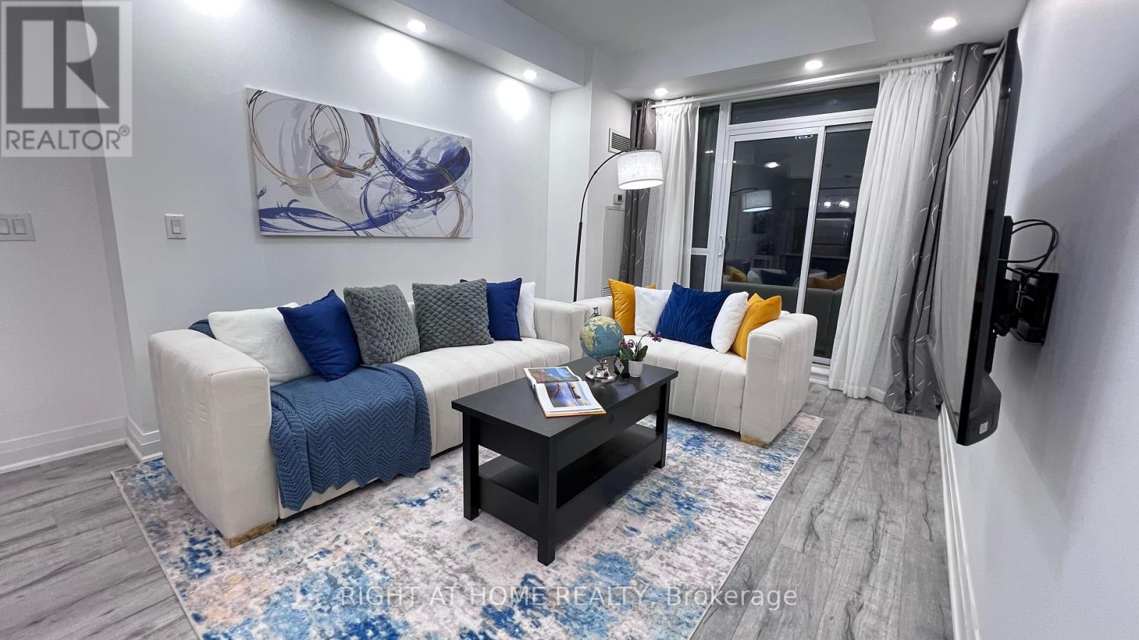 814 520 Steeles Ave W, Vaughan, ON L4J 0H2